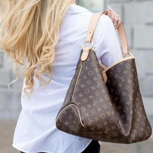 Comparison // WIMB // Louis Vuitton Delightful GM + MM #fashionphile # louisvuitton #gm #mm #hobo 